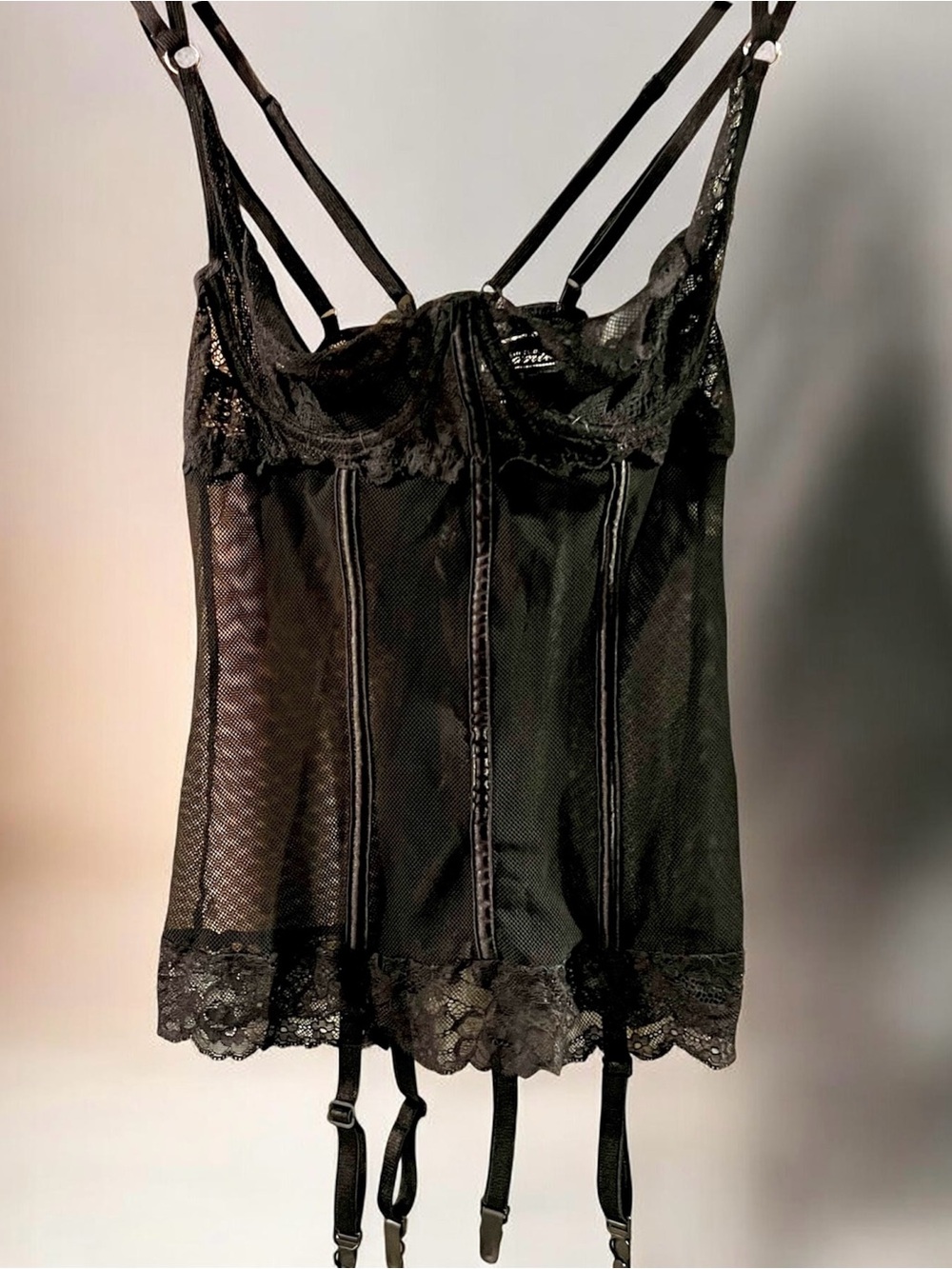 Escante’ Black Mesh Lace Bustier Tie-Back Lingerie w/Garters No Boning Sz M Goth